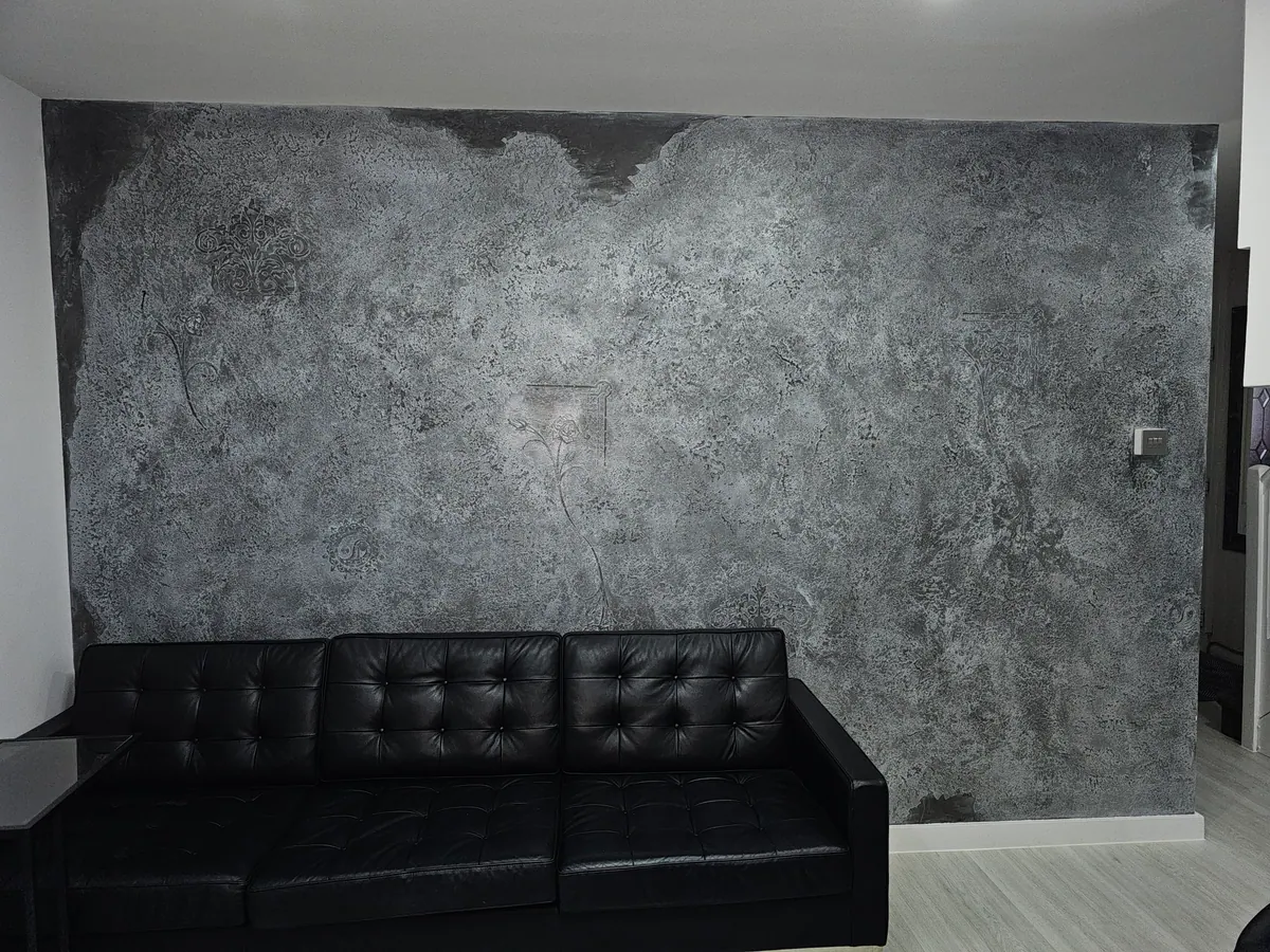 Polished Michelangelo plaster feature wall in a living room